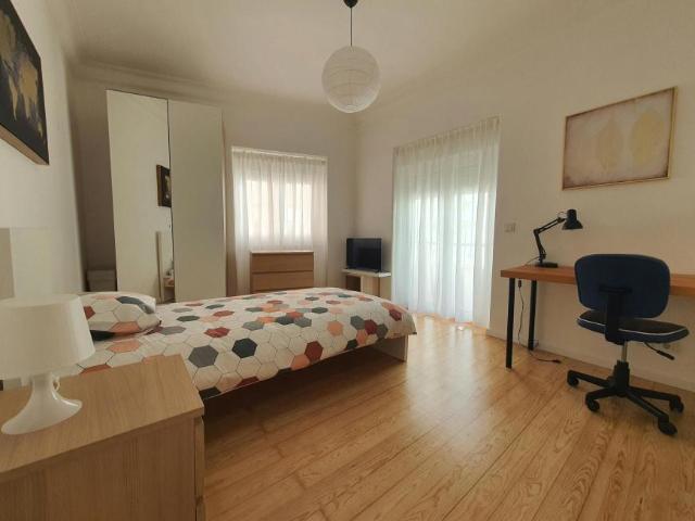 1 quarto, Oeiras Oeiras 1495 719 103031830