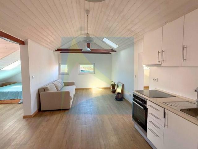 1 quarto, Oeiras Oeiras 2770 046 104978205