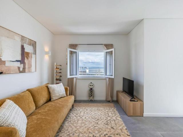 1 quarto, Paço de Arcos Paço de Arcos 2770 055 LS102717108