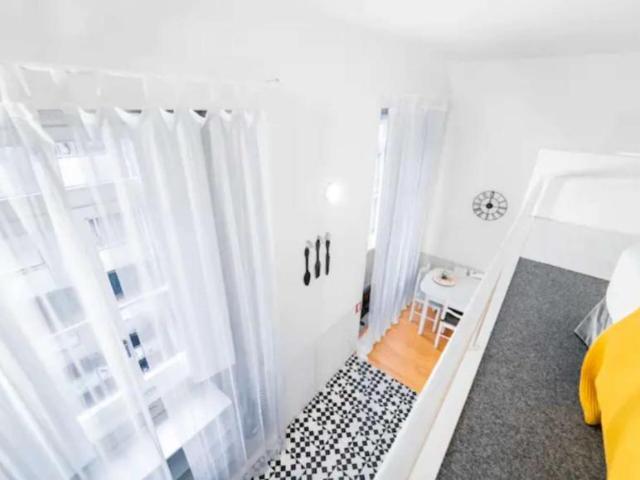 1 quarto, porto porto 4000 073 LS101776217