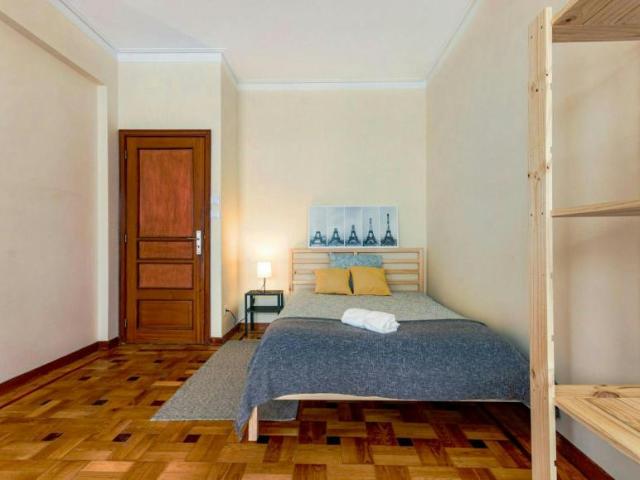 1 quarto, Porto Porto 4000 099 101841881