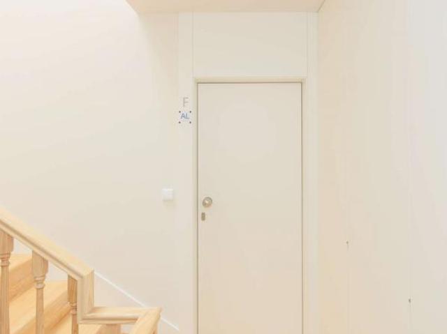 1 quarto, Porto Porto 4000 033 77298265