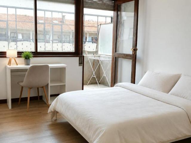 1 quarto, Porto Porto 4000 143 104842746