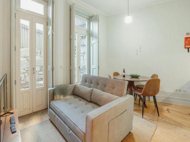 1 quarto, Porto Porto 4000 147 99633891