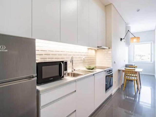 1 quarto, porto porto 4000 153 LS101730584