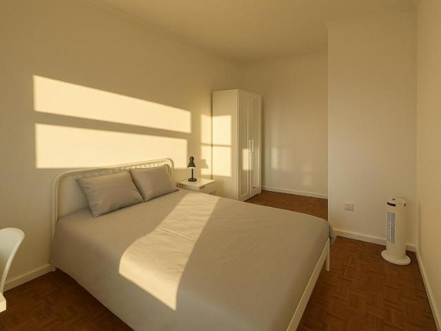 1 quarto, Porto Porto 4000 100718150