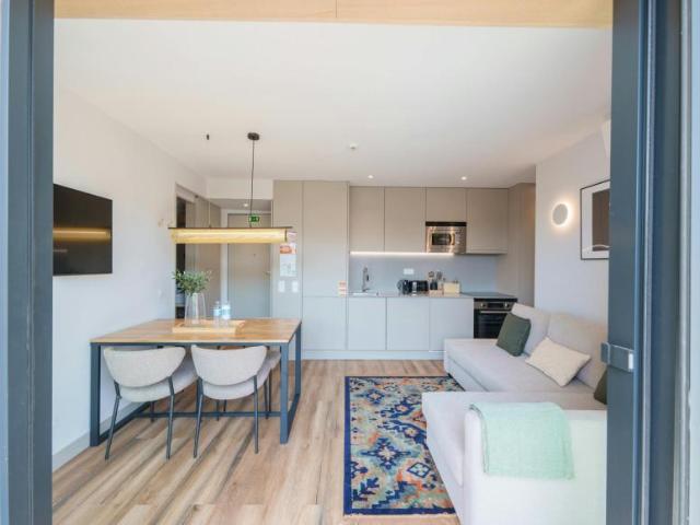 1 quarto, Porto Porto 4000 124 102661695