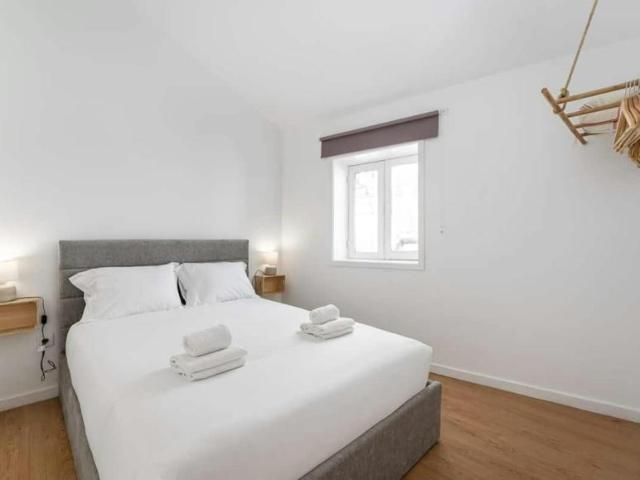 1 quarto, Porto Porto 4000 276 104037197