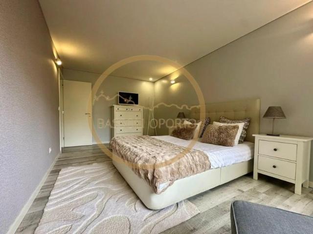 1 quarto, Porto Porto 4000 213 98534817