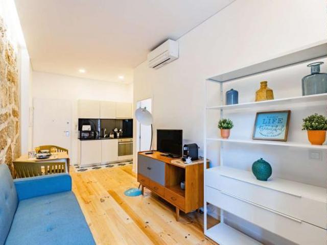 1 quarto, Porto Porto 4000 222 80493617