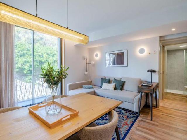 1 quarto, Porto Porto 4000 225 71784760