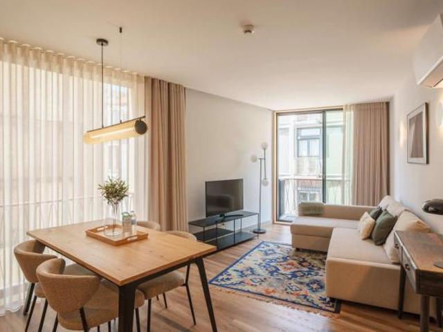 1 quarto, Porto Porto 4000 225 74397020