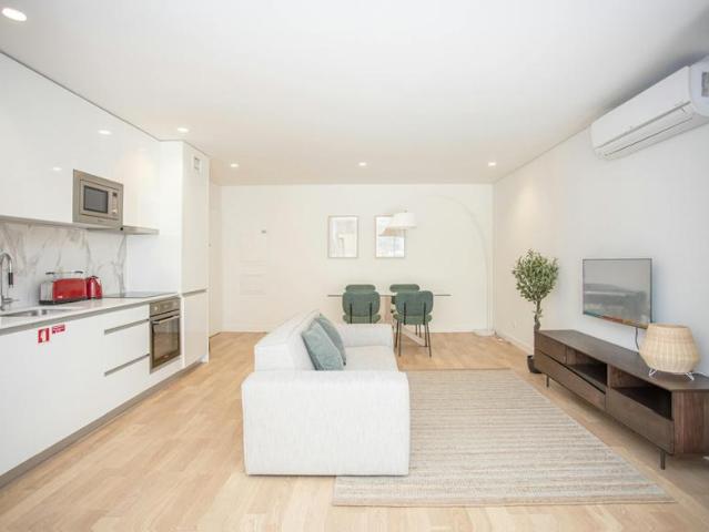 1 quarto, Porto Porto 4000 377 99267945