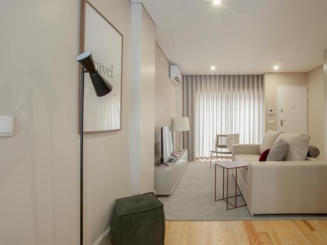 1 quarto, Porto Porto 4000 381 103696230