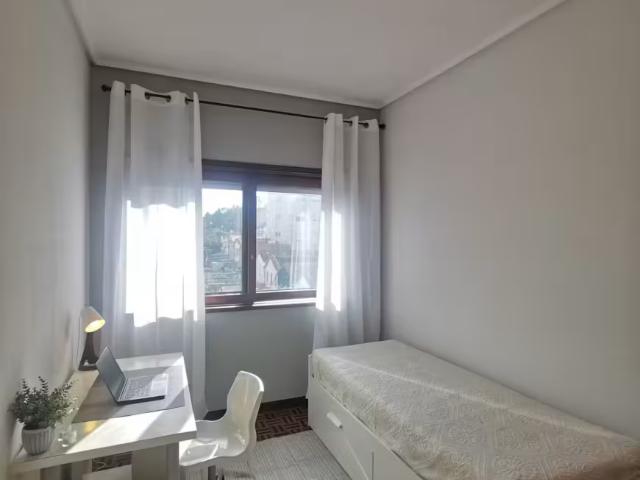 1 quarto, Porto Porto 4000 458 95916536