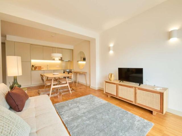 1 quarto, porto porto 4000 508 LS101776132