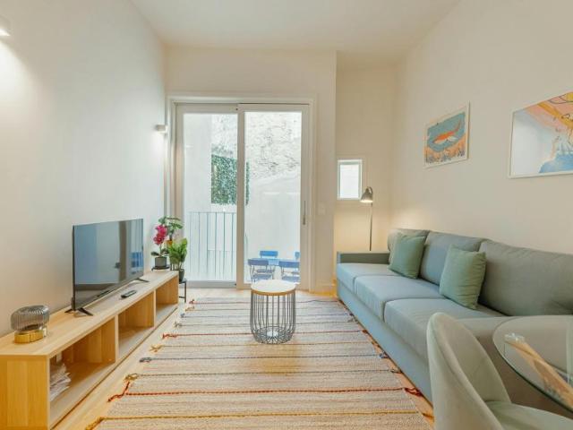 1 quarto, Porto Porto 4050 040 103339041