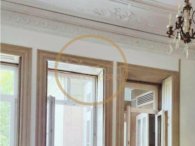 1 quarto, Porto Porto 4050 041 100257613