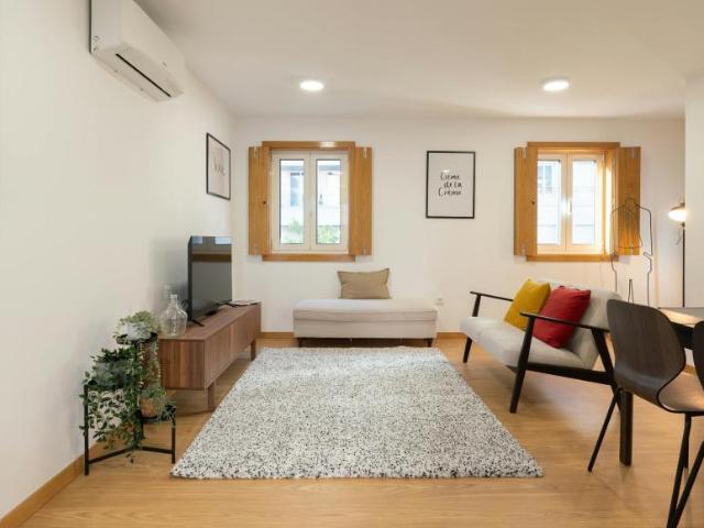 1 quarto, Porto Porto 4050 046 104182880