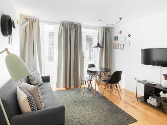 1 quarto, Porto Porto 4050 096 102436681