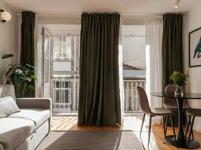 1 quarto, Porto Porto 4050 096 104783431