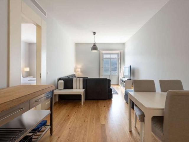 1 quarto, Porto Porto 4050 015 98103029