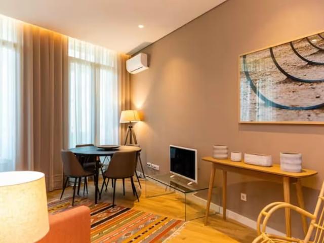 1 quarto, Porto Porto 4050 152 95981772