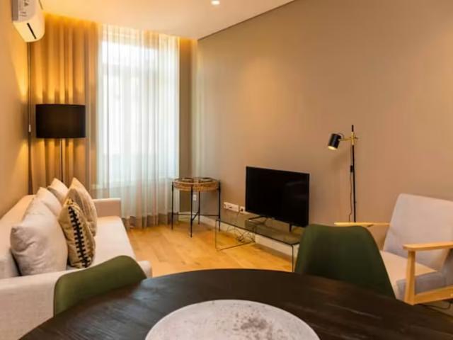 1 quarto, Porto Porto 4050 152 96438017
