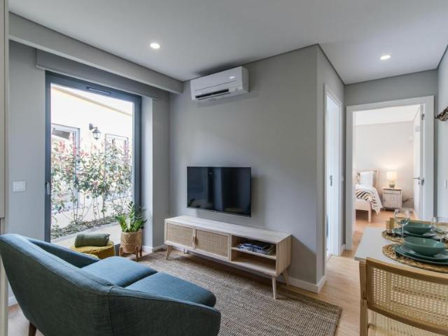 1 quarto, Porto Porto 4050 166 100727499
