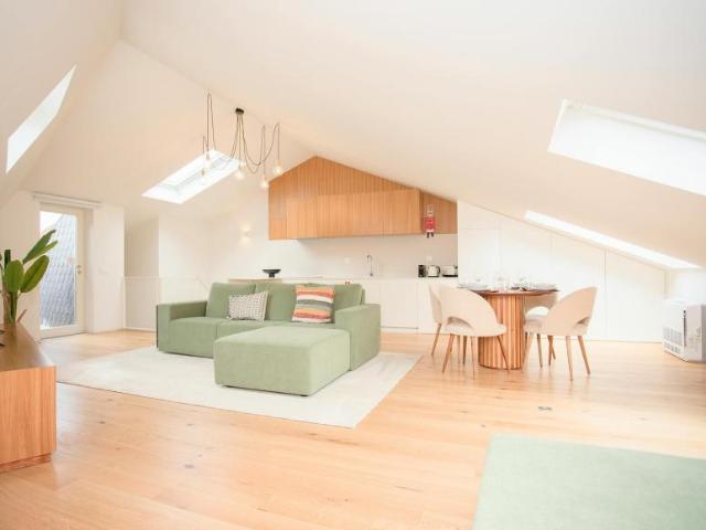 1 quarto, Porto Porto 4050 182 95267023