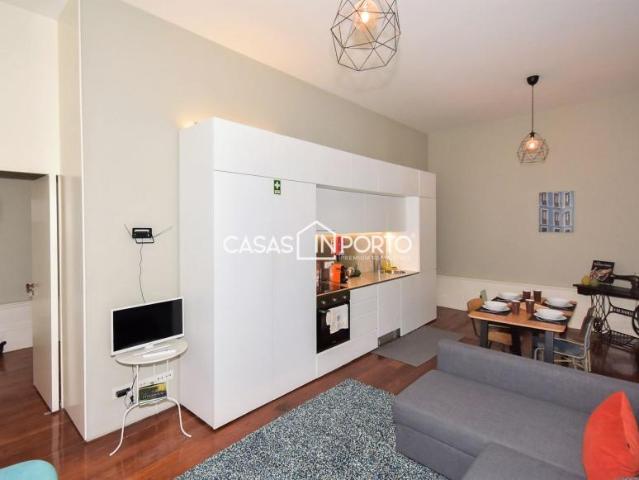1 quarto, Porto Porto 4050 104142840