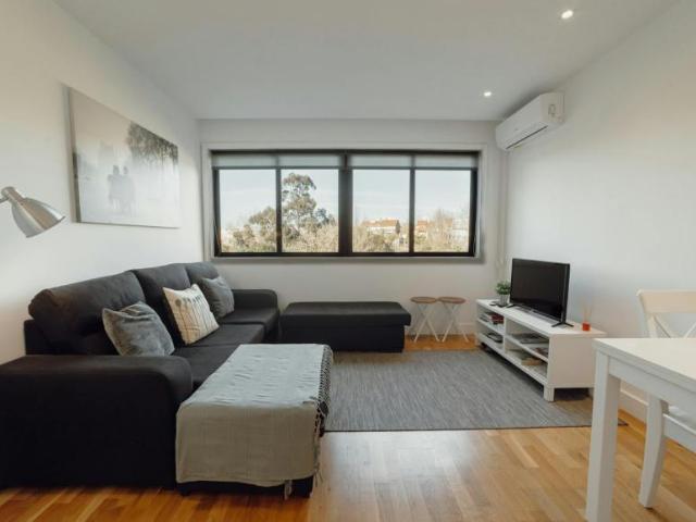 1 quarto, Porto Porto 4050 123 LS102630220