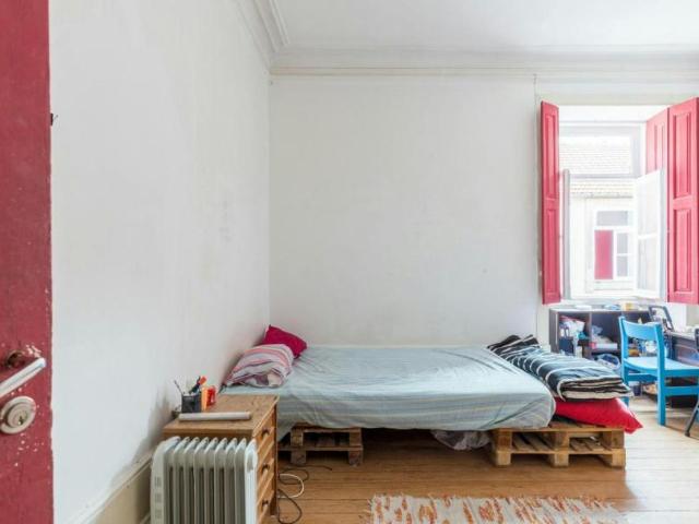 1 quarto, Porto Porto 4050 124 100721869