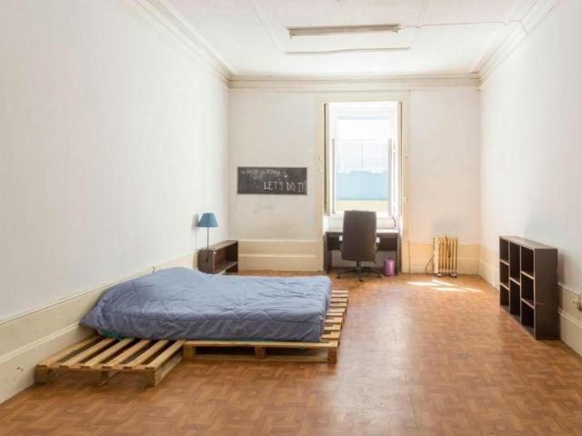 1 quarto, Porto Porto 4050 124 100721872