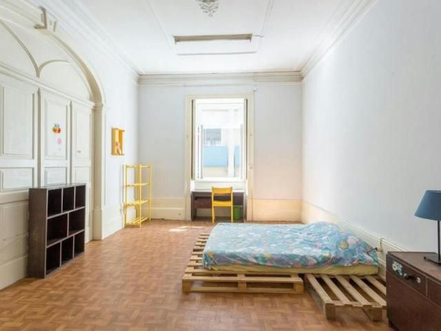 1 quarto, Porto Porto 4050 124 100721890