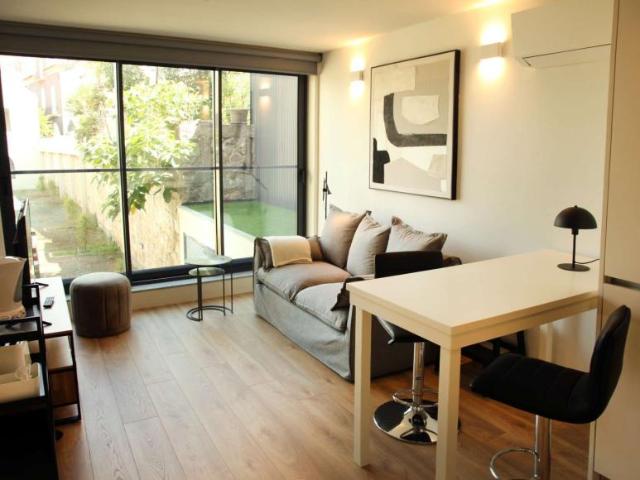 1 quarto, porto porto 4050 126 LS101805886