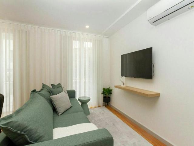 1 quarto, Porto Porto 4050 139 102953008