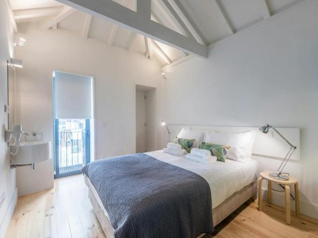 1 quarto, Porto Porto 4050 250 104599086