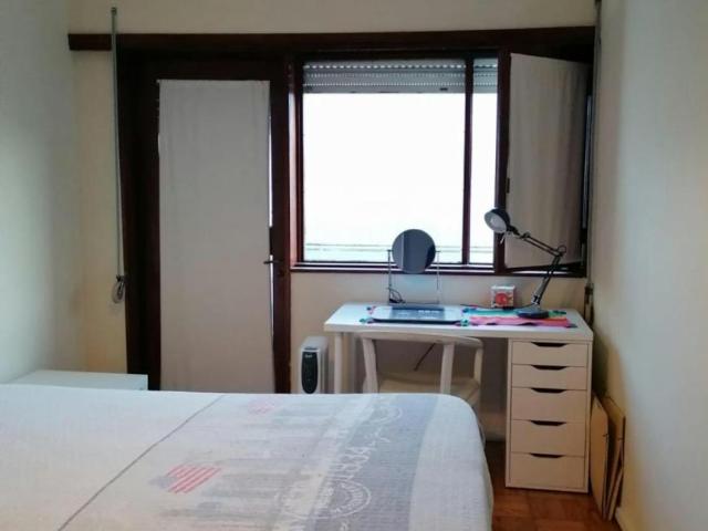 1 quarto, Porto Porto 4050 370 102853834