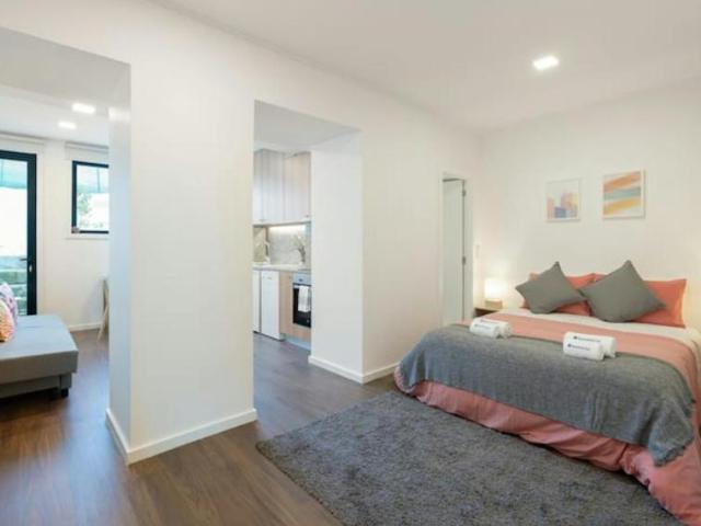 1 quarto, Porto Porto 4050 378 104183636