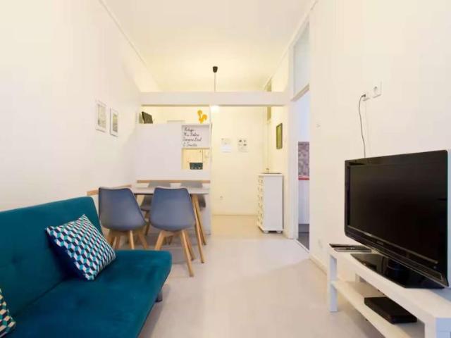 1 quarto, Porto Porto 4050 381 95294384