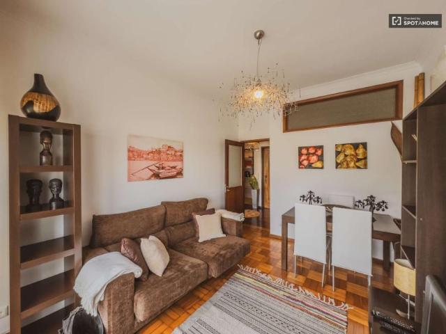 1 quarto, porto porto 4050 326 LS101819410