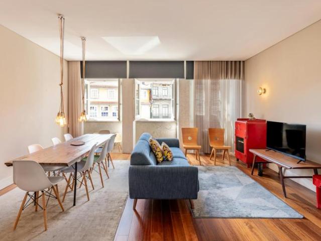 1 quarto, Porto Porto 4050 338 103543548