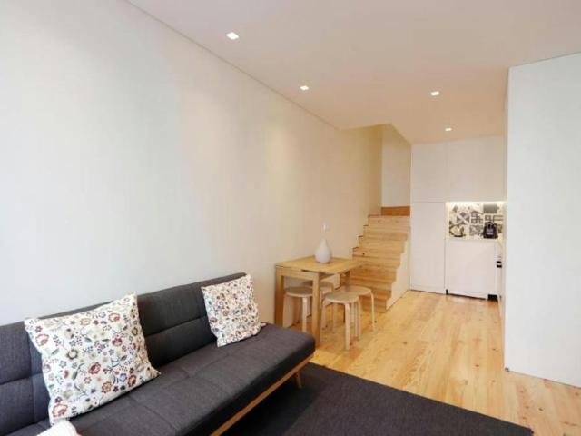 1 quarto, Porto Porto 4050 484 104783808