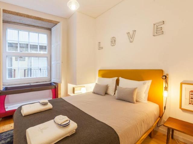 1 quarto, Porto Porto 4050 414 104182639