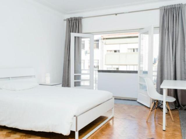 1 quarto, Porto Porto 4050 426 LS101850721