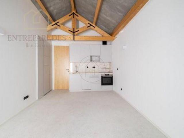 1 quarto, Porto Porto 4050 430 97114108