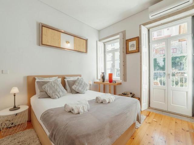 1 quarto, Porto Porto 4050 545 104682332