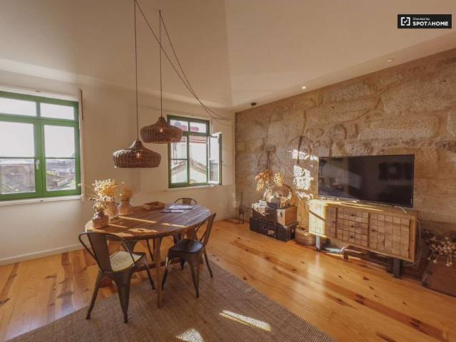 1 quarto, porto porto 4050 553 101840800