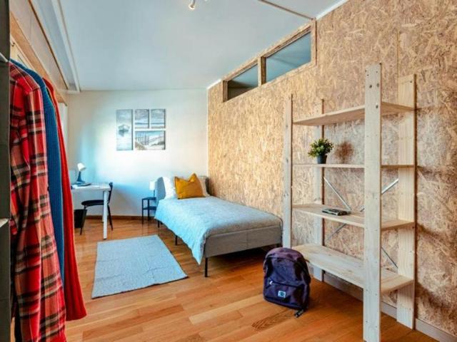 1 quarto, Porto Porto 4050 585 100717640